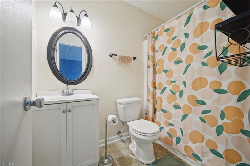 Photo 18 of 26 residential for sale in Virginia Beach virginia