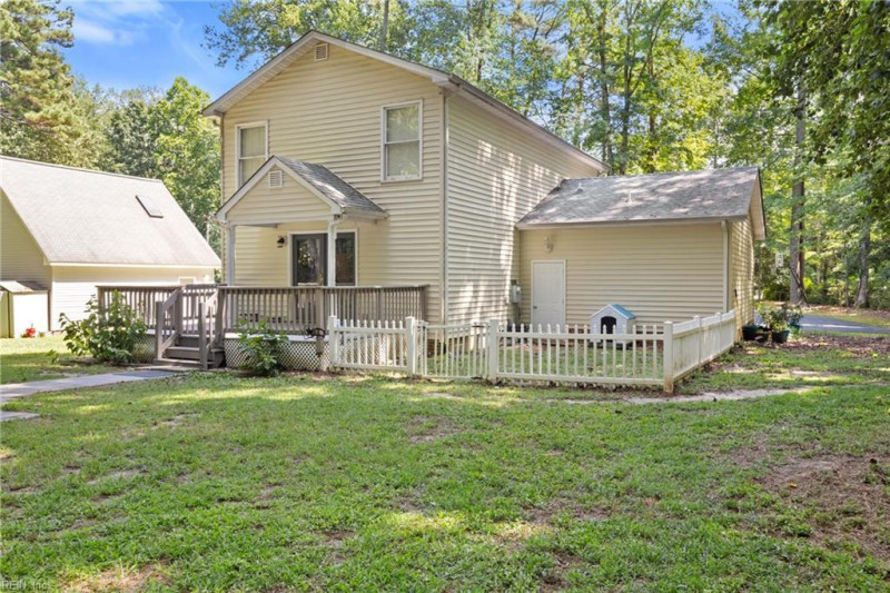 Photo 33 of 49 residential for sale in Gloucester County virginia Photo 33 of 49 residential for sale in Gloucester County virginia
