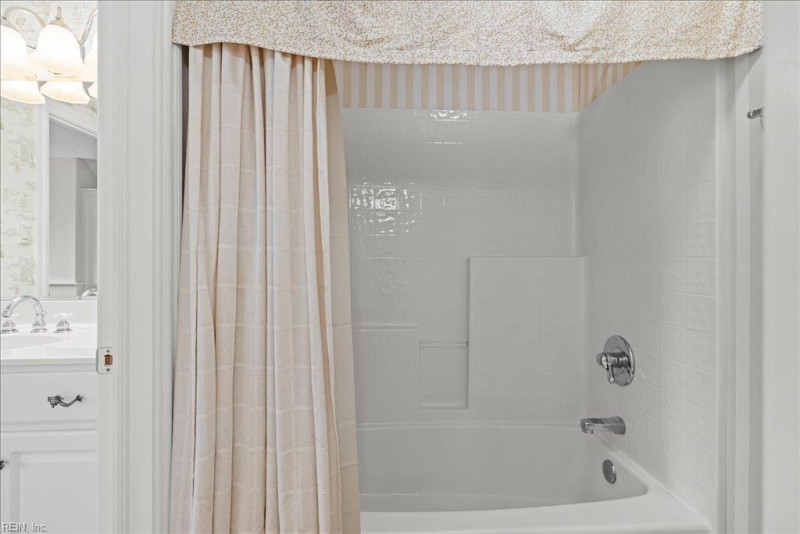Photo 41 of 49 residential for sale in Chesapeake virginia