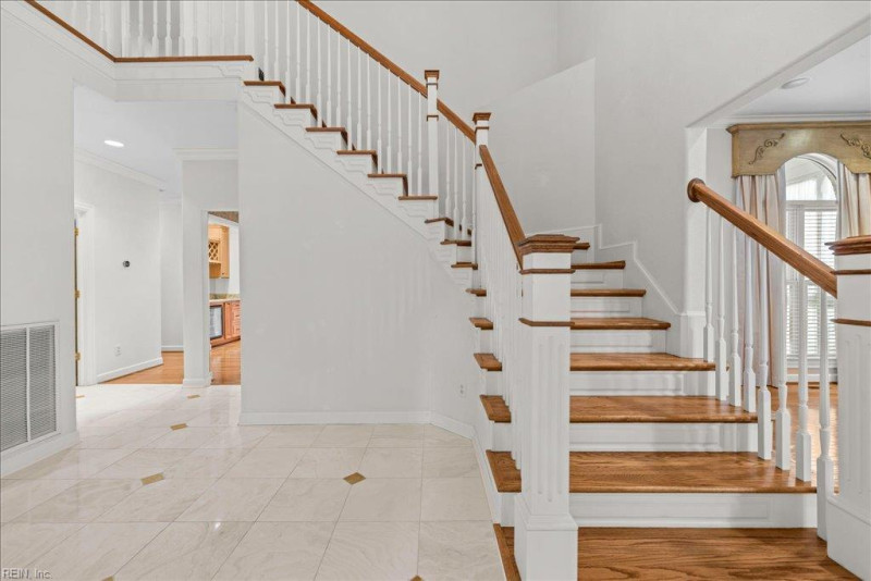 Photo 6 of 49 residential for sale in Chesapeake virginia