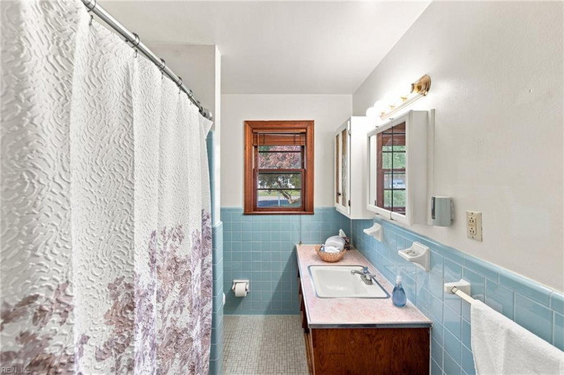 Photo 20 of 39 residential for sale in Newport News virginia