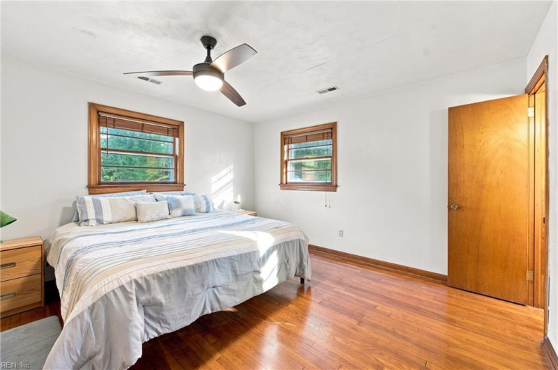 Photo 24 of 39 residential for sale in Newport News virginia