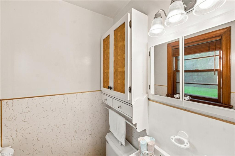 Photo 27 of 39 residential for sale in Newport News virginia