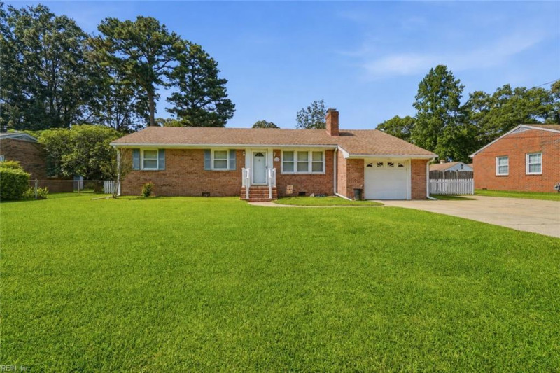 Photo 1 of 16 residential for sale in Chesapeake virginia