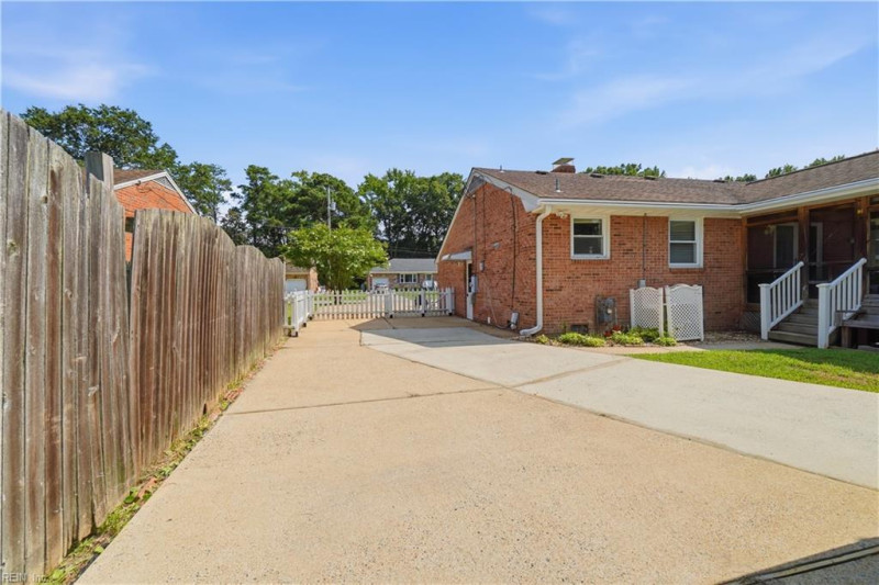 Photo 16 of 16 residential for sale in Chesapeake virginia