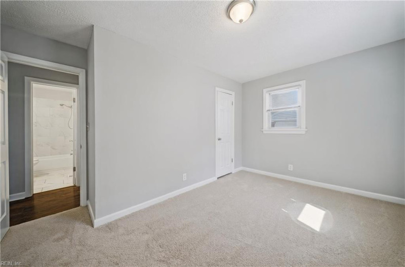 Photo 17 of 27 residential for sale in Virginia Beach virginia
