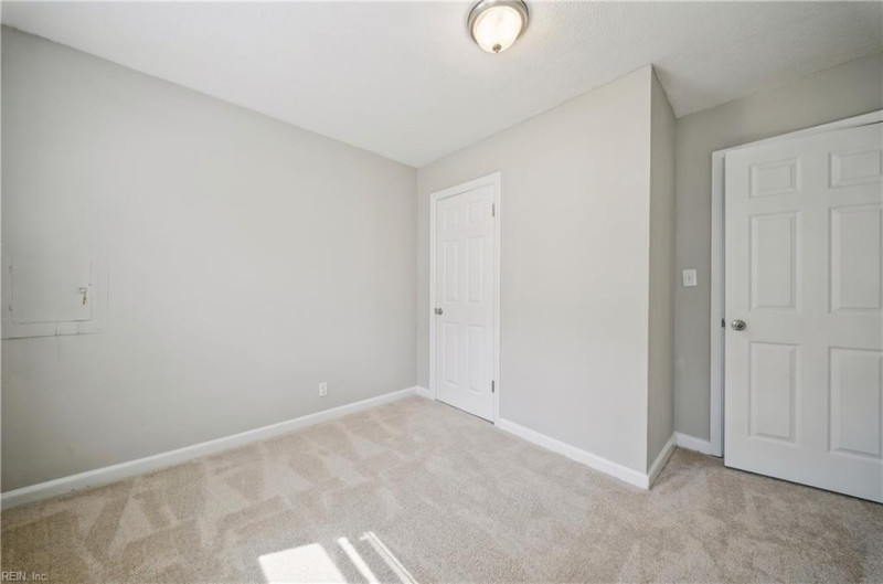 Photo 19 of 27 residential for sale in Virginia Beach virginia