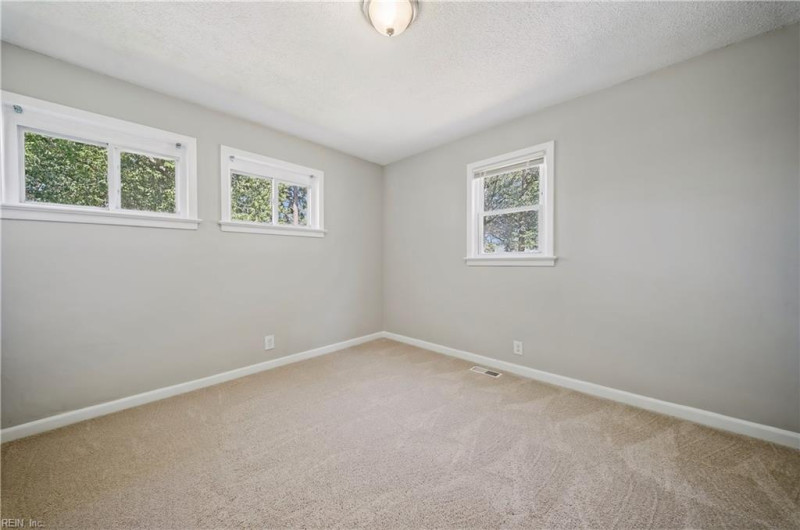 Photo 20 of 27 residential for sale in Virginia Beach virginia