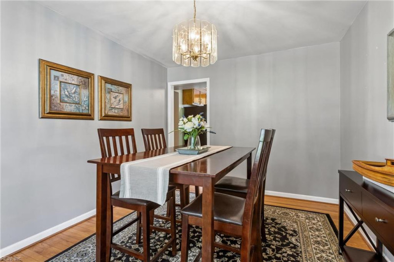 Photo 8 of 36 residential for sale in Poquoson virginia