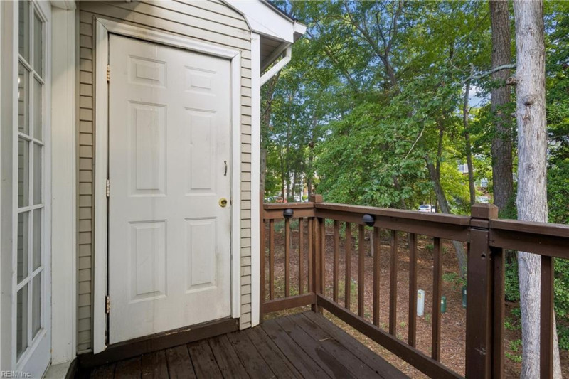 Photo 19 of 24 residential for sale in York County virginia