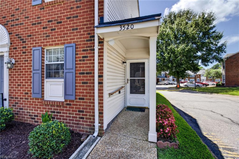 Photo 2 of 24 residential for sale in Chesapeake virginia