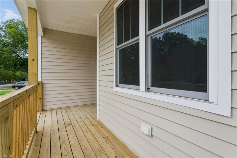 Photo 8 of 39 residential for sale in James City County virginia