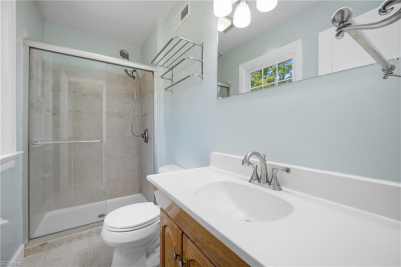 Photo 21 of 34 residential for sale in Virginia Beach virginia