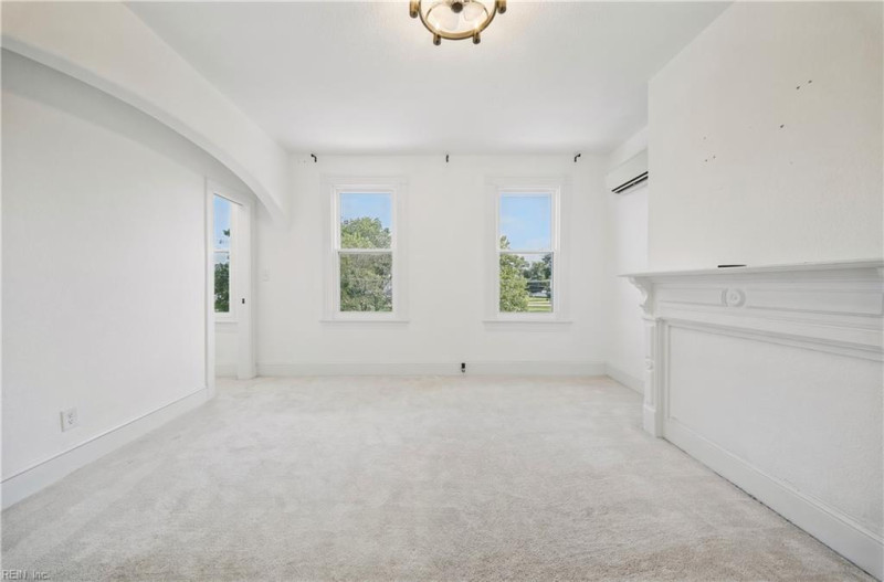 Photo 16 of 33 residential for sale in Norfolk virginia