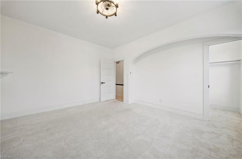Photo 17 of 33 residential for sale in Norfolk virginia
