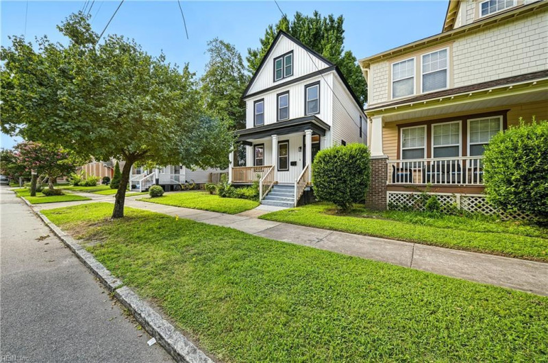 Photo 2 of 33 residential for sale in Norfolk virginia