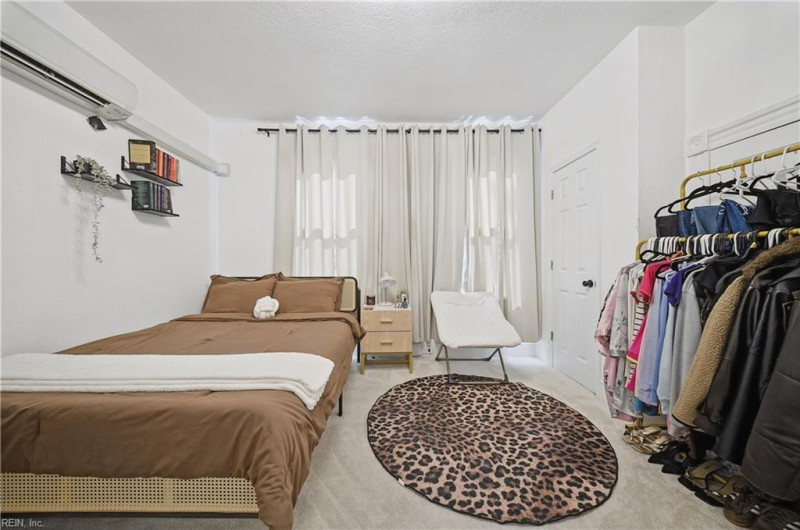 Photo 20 of 33 residential for sale in Norfolk virginia