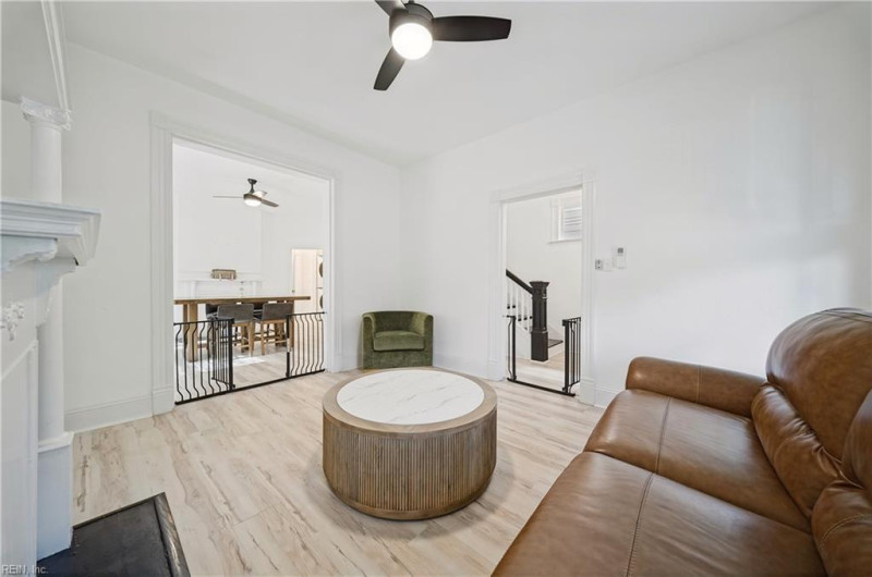 Photo 8 of 33 residential for sale in Norfolk virginia