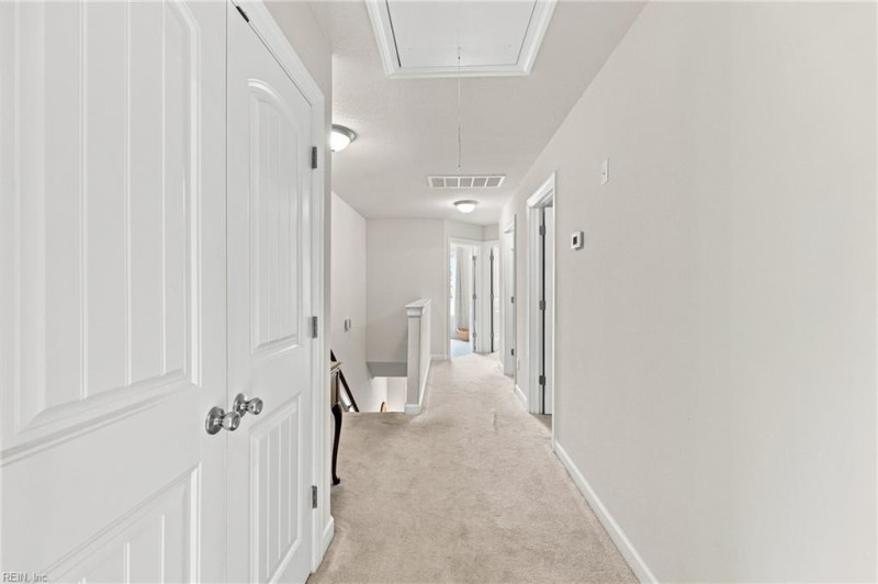 Photo 18 of 39 residential for sale in Suffolk virginia