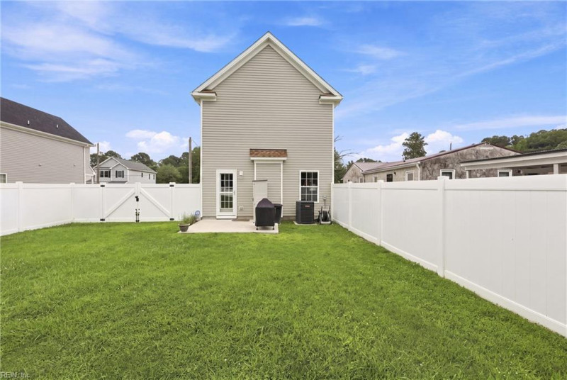 Photo 36 of 39 residential for sale in Suffolk virginia
