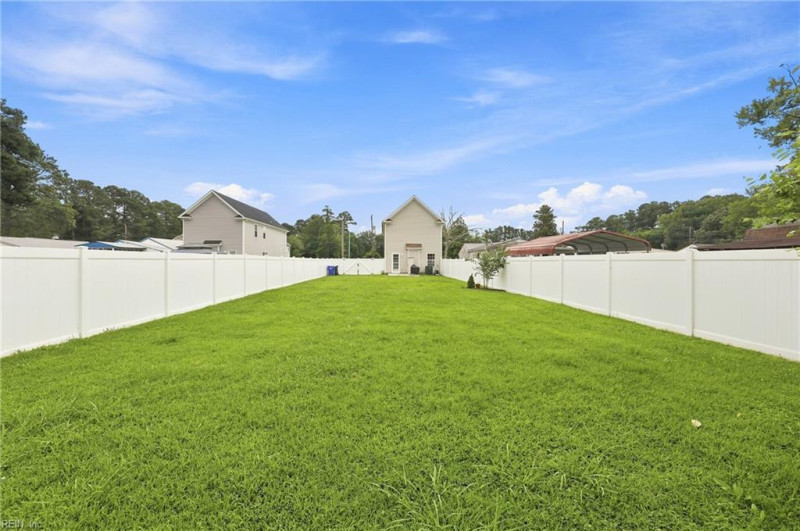 Photo 37 of 39 residential for sale in Suffolk virginia