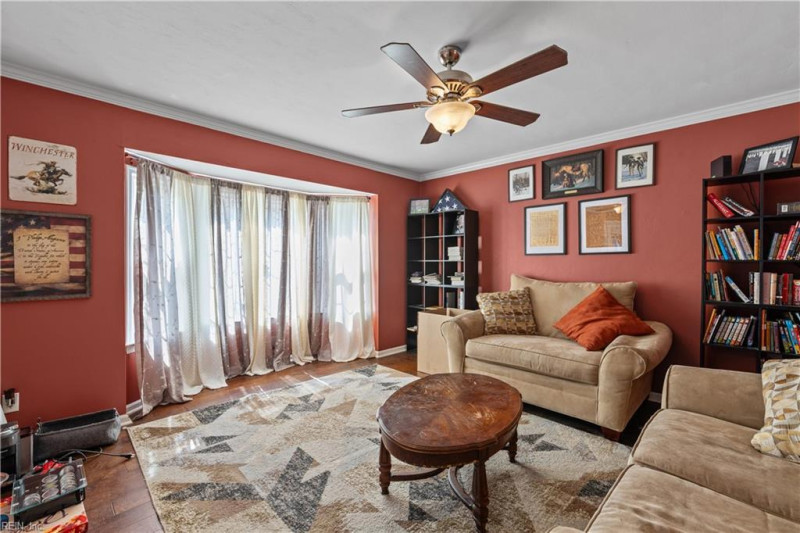 Photo 19 of 47 residential for sale in Chesapeake virginia Photo 19 of 47 residential for sale in Chesapeake virginia