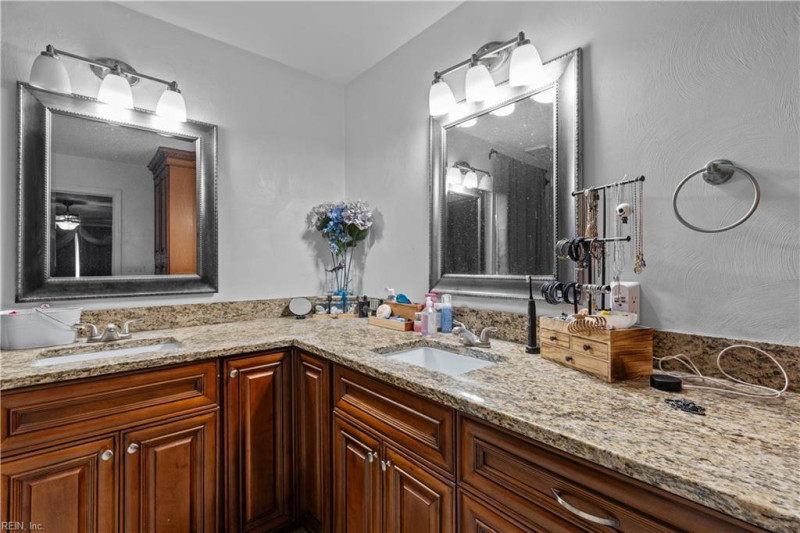 Photo 23 of 47 residential for sale in Chesapeake virginia Photo 23 of 47 residential for sale in Chesapeake virginia