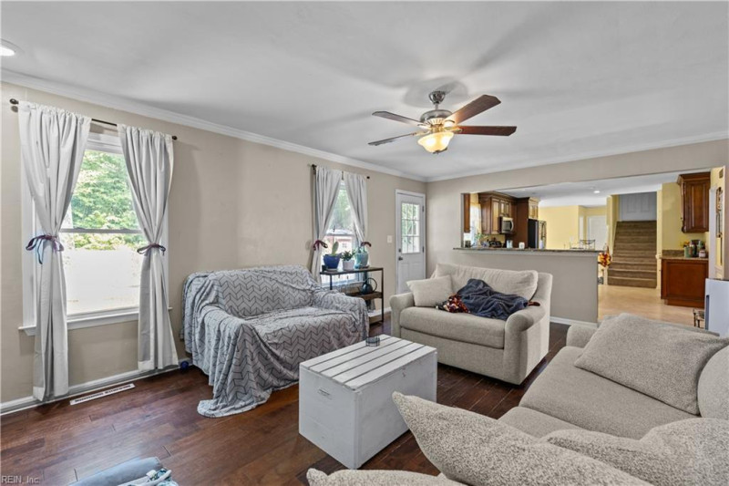 Photo 9 of 47 residential for sale in Chesapeake virginia Photo 9 of 47 residential for sale in Chesapeake virginia