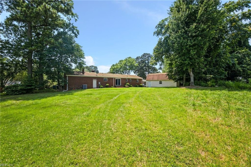Photo 23 of 45 residential for sale in Williamsburg virginia