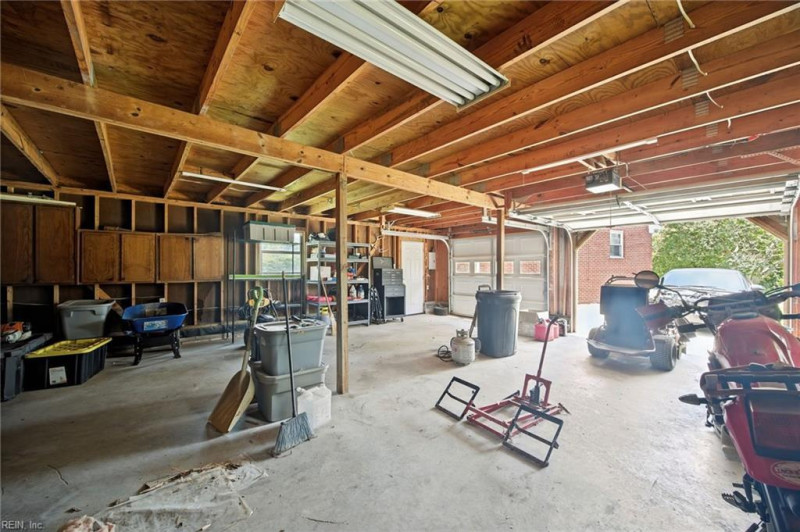 Photo 29 of 45 residential for sale in Williamsburg virginia