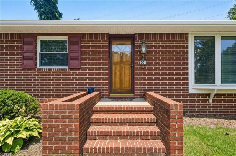 Photo 33 of 45 residential for sale in Williamsburg virginia
