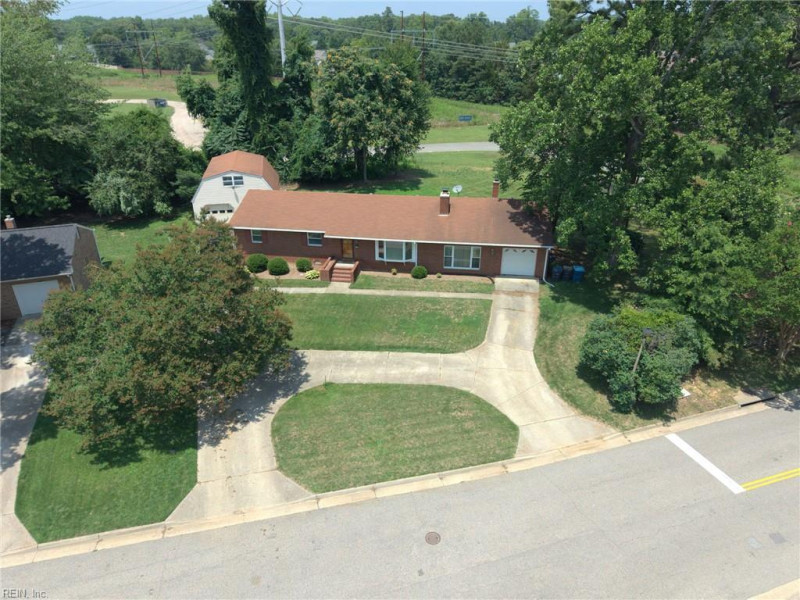 Photo 35 of 45 residential for sale in Williamsburg virginia