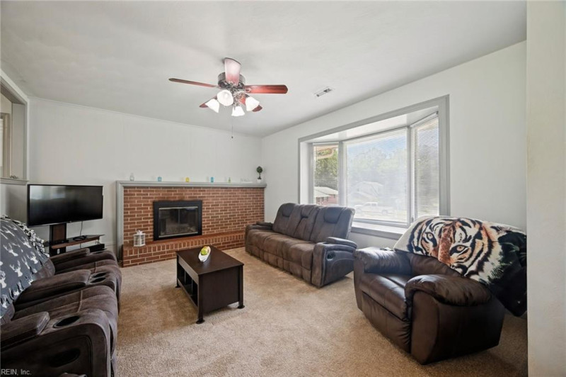Photo 7 of 45 residential for sale in Williamsburg virginia