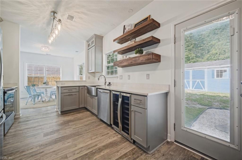Photo 18 of 50 residential for sale in Virginia Beach virginia