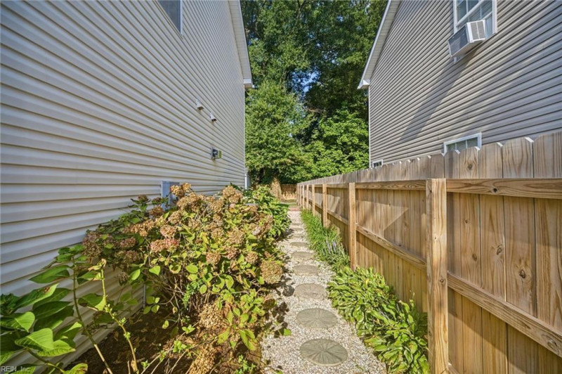 Photo 37 of 50 residential for sale in Virginia Beach virginia