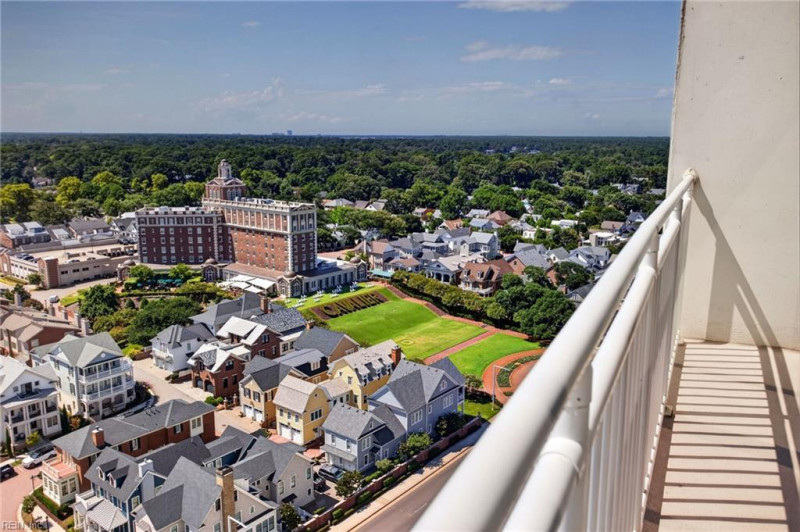 Photo 18 of 45 residential for sale in Virginia Beach virginia