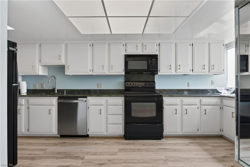 Photo 38 of 45 residential for sale in Virginia Beach virginia