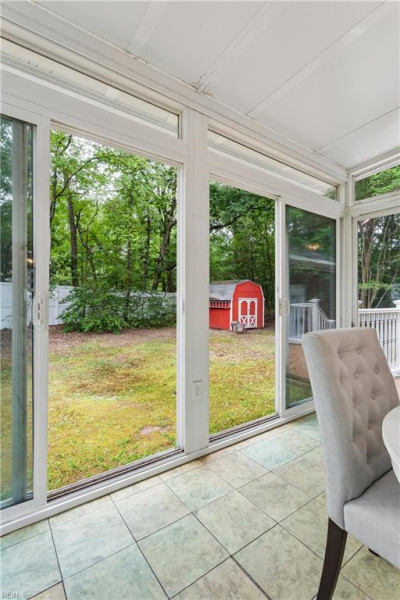 Photo 8 of 32 residential for sale in York County virginia