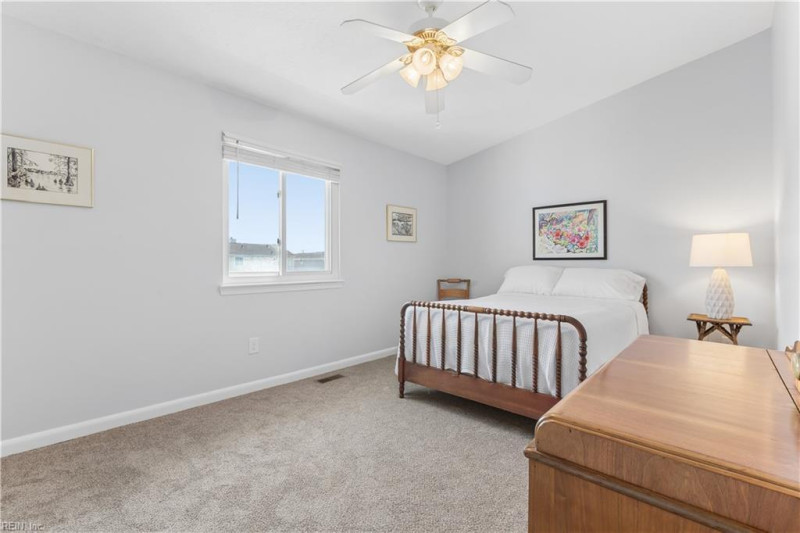 Photo 26 of 48 residential for sale in Hampton virginia