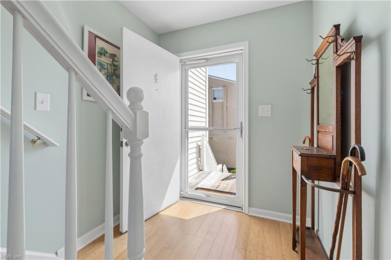 Photo 6 of 48 residential for sale in Hampton virginia