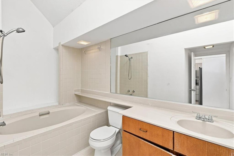 Photo 13 of 24 residential for sale in Norfolk virginia
