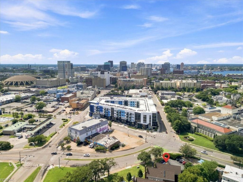 Photo 17 of 24 residential for sale in Norfolk virginia