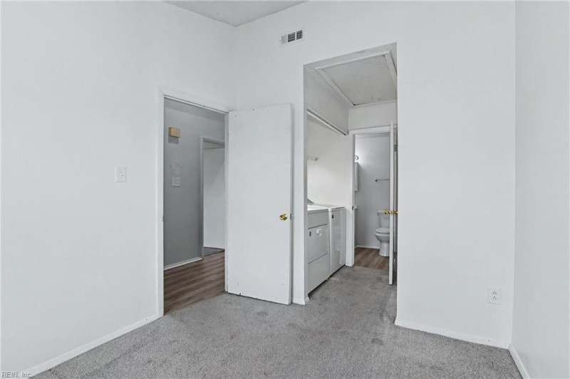 Photo 20 of 36 residential for sale in Virginia Beach virginia