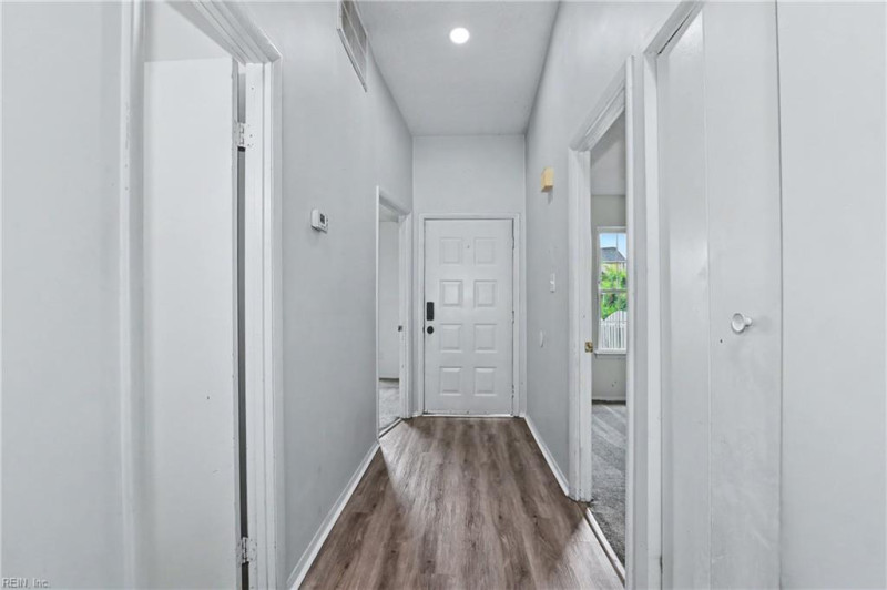 Photo 31 of 36 residential for sale in Virginia Beach virginia