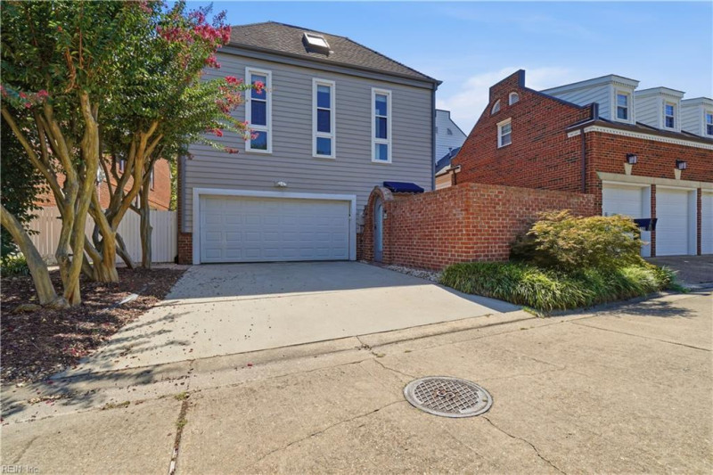 Photo 49 of 50 residential for sale in Norfolk virginia Photo 49 of 50 residential for sale in Norfolk virginia