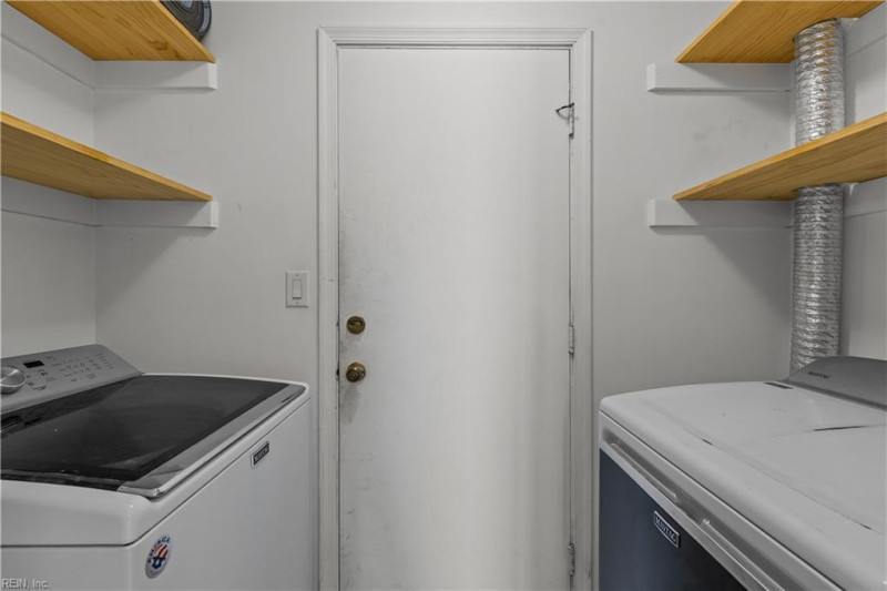 Photo 19 of 44 residential for sale in Virginia Beach virginia