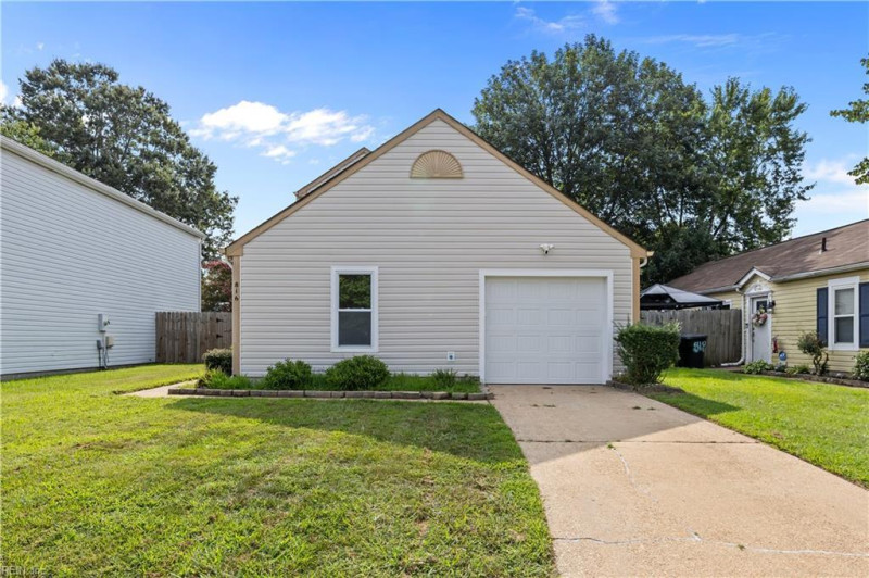 Photo 2 of 44 residential for sale in Virginia Beach virginia
