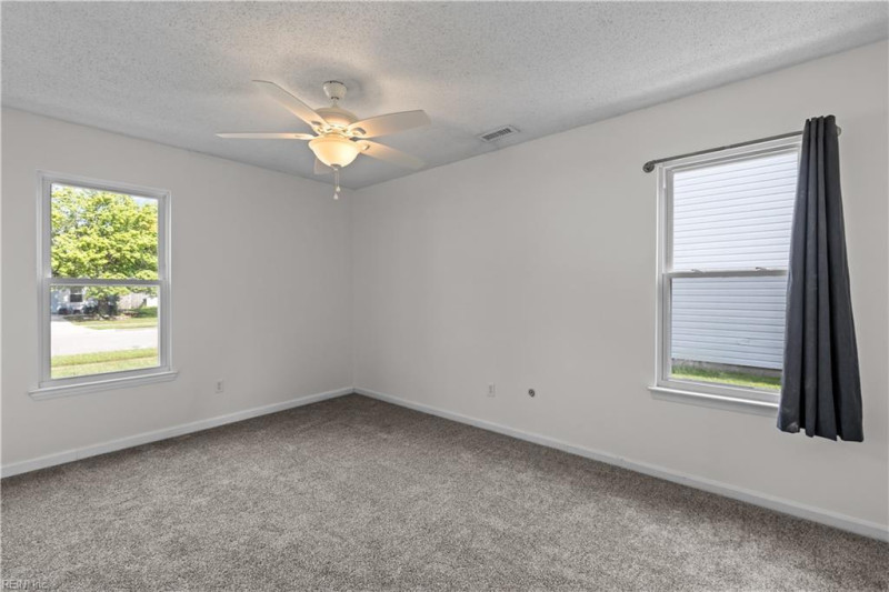 Photo 20 of 44 residential for sale in Virginia Beach virginia