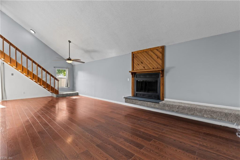Photo 6 of 44 residential for sale in Virginia Beach virginia