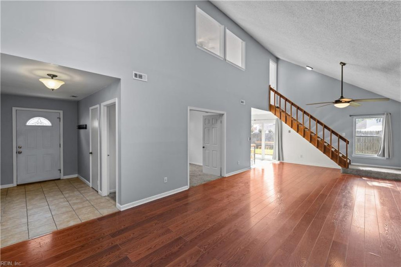 Photo 7 of 44 residential for sale in Virginia Beach virginia